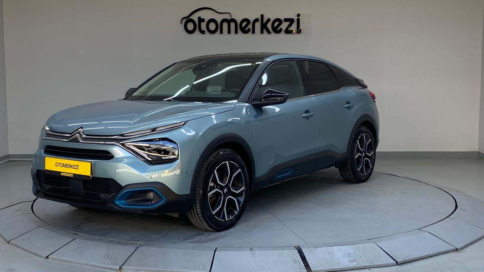 CITROEN E-C4 1